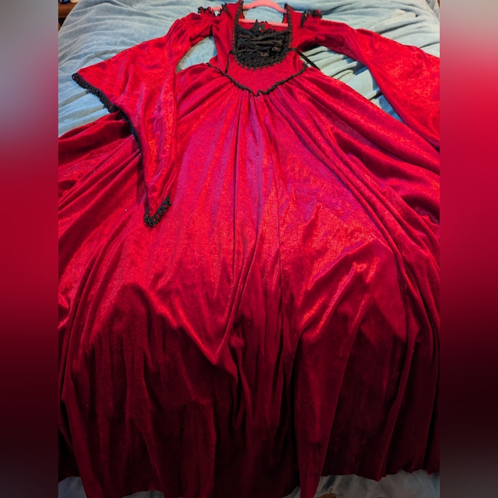 Betrothed Crimson Velvet Renaissance Style Dress Size S